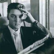 Elvis Presley, Viajando