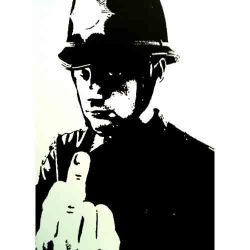 Banksy: Policia haciendo dedo