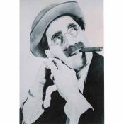 Groucho Marx, Fumando: Retrato