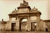 Puerta de Toledo. Fotografia Historica. Madrid Sepia